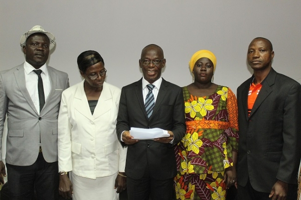 PDCI-RDA: des enseignants invite Bédié à rejoindre Ouattara au RHDP pour la paix et le développement