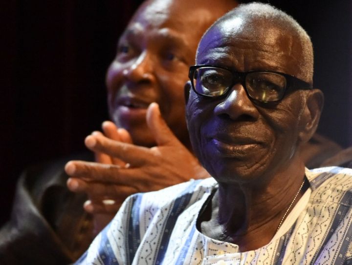 Cérémonie de remise de Prix UNESCO-UNAM: Le monument de la littérature africaine  Bernard  Dadié reçoit le grand prix littéraire
